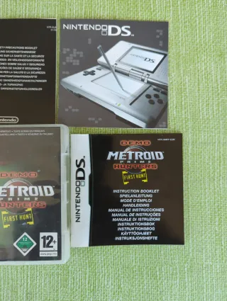 Caja y manuales Metroid Prime Hunters DS