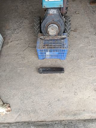 Moto Cultivador con 6 Aperos