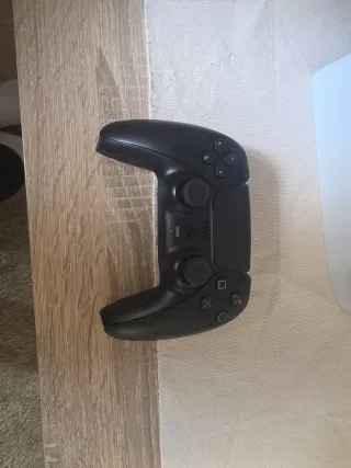 Playstation 5 Blanca + 2 Mandos