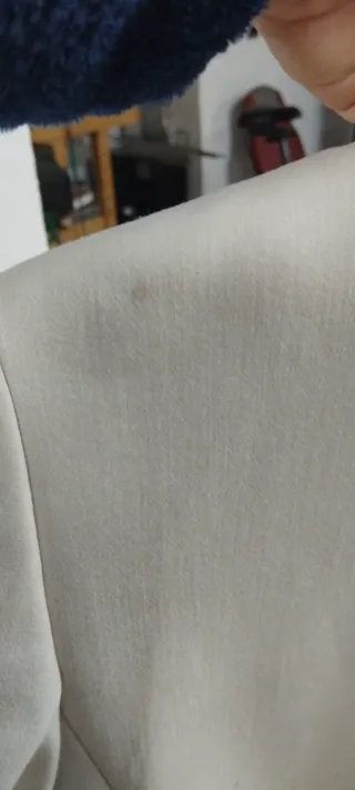 Chaquetón corto beige