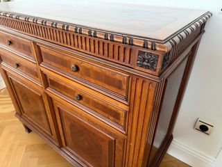 Baúl de madera antiguo