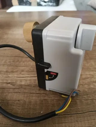 Válvula control motorizado fontanería/calefacción