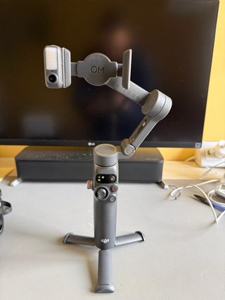 DJI Osmo Mobile 7P + borsa rigida