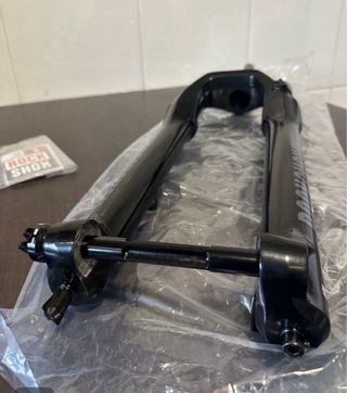 RockShox 35 S TK 27.5 Solo Air 120mm. Despiece.