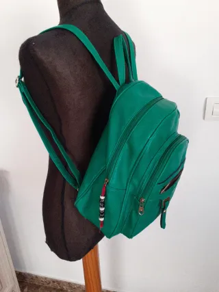 Mochila verde