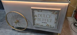 Carrito Dulce Candy Bar Beige y Dorado.