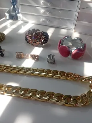 Lote Bisutería Preciosa Oro y Rosa