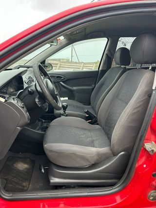 Ford Focus 2002 familiar con 188.000 kms