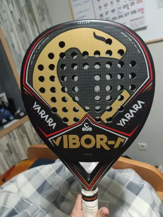 Pala de Pádel Vibora Yarara Carbon+