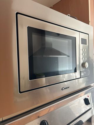 Microondas Candy Acero Inoxidable