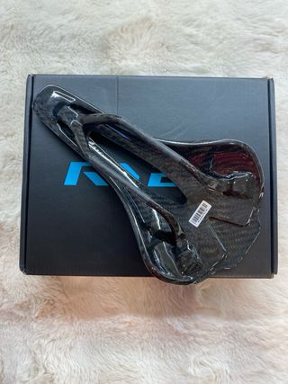 Sillín Bici Carbono 120g (Envío 24h)