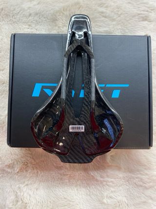 Sillín Bici Carbono 120g (Envío 24h)