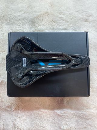 Sillín Bici Carbono 120g (Envío 24h)