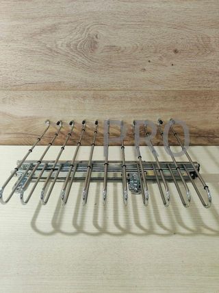 Pantalonero extraible para armario - Emuca