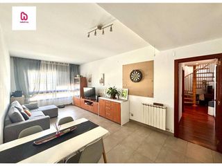 Piso en venta en Santa Perpètua de Mogoda