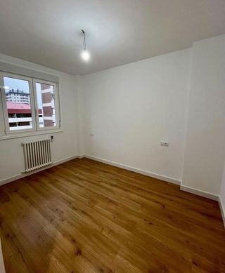 Piso en venta en Universidad en Ourense