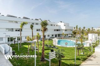 Local comercial en venta en Aguadulce - Almadraba - Punta Candor en Rota