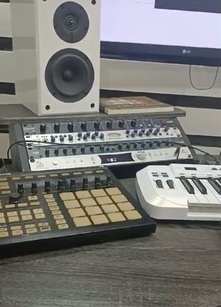 Estudio de producción musical, mezcla y máster