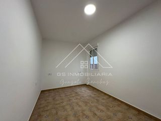 Piso en venta en Lucena