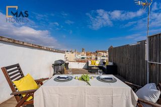 Ático en venta en El Raval en Barcelona
