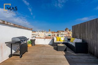 Ático en venta en El Raval en Barcelona