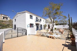 Casa rural en venta en Arboleas