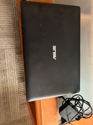 Portatile ASUS Nero