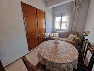 Piso en venta en Pueblo Nuevo en Madrid