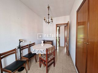 Piso en venta en Pueblo Nuevo en Madrid