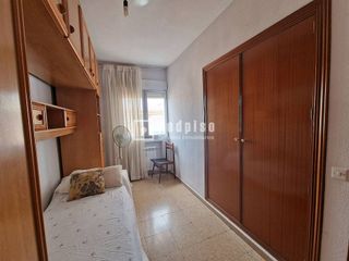 Piso en venta en Pueblo Nuevo en Madrid