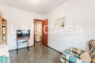 Piso en venta en Marxalenes en Valencia