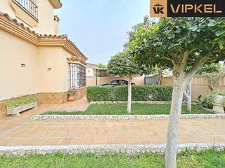 Chalet en venta en Núcleo Urbano en Chiclana de la Frontera