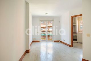 Piso en alquiler en Pueblo Nuevo en Madrid