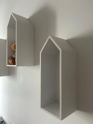 2 Estantes Decorativos Casita