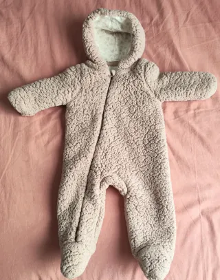 Buzo bebé Zara y H&M 3-6 meses