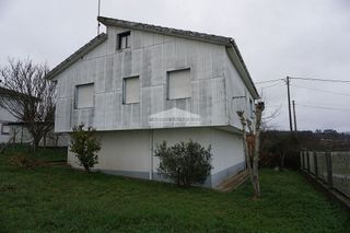 Casa en venta en Arzúa