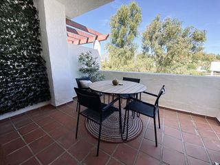 Dúplex en alquiler en Nueva Andalucía centro en Marbella