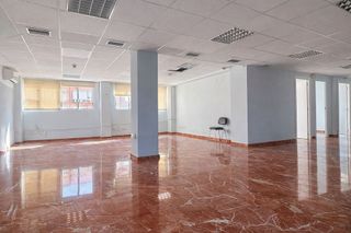 Local comercial en alquiler en San Blas - Santo Domigo en Alicante