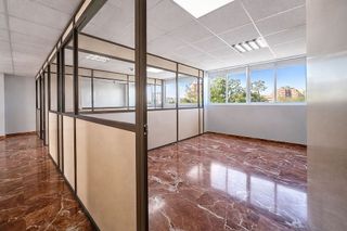 Local comercial en alquiler en San Blas - Santo Domigo en Alicante