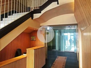 Oficina en alquiler en El Raval en Barcelona