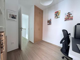 Casa adosada en venta en La Granja-La Colina-Los Pastores en Algeciras