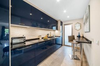 Piso en venta en Puerto Banús en Marbella