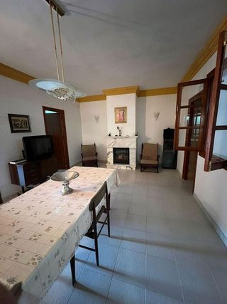 Chalet en venta en Fuentes de Andalucía