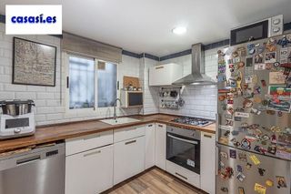 Piso en venta en Camino de Ronda - Rosaleda en Granada