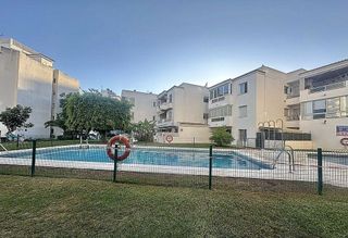 Piso en venta en Playa Bajadilla - Puertos en Marbella