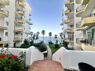 Piso en venta en Playa Bajadilla - Puertos en Marbella