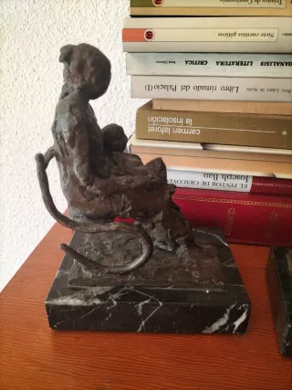 Escultura Madre de Campillo en Bronce firmada