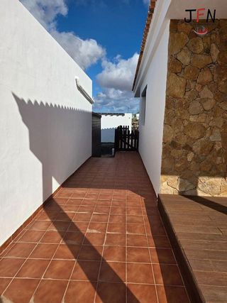 Chalet en venta en Lajares en Oliva (La)