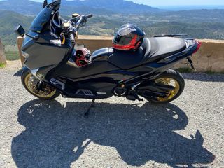Yamaha TMAX DX Negra Automática mate