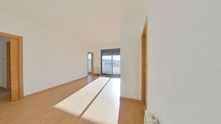 Piso en venta en Les Arenes - La Grípia  Can Montllor en Terrassa